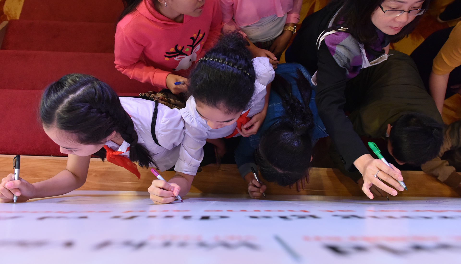 Chấm dứt bạo lực thân thể trẻ em trong gia đình và trường học